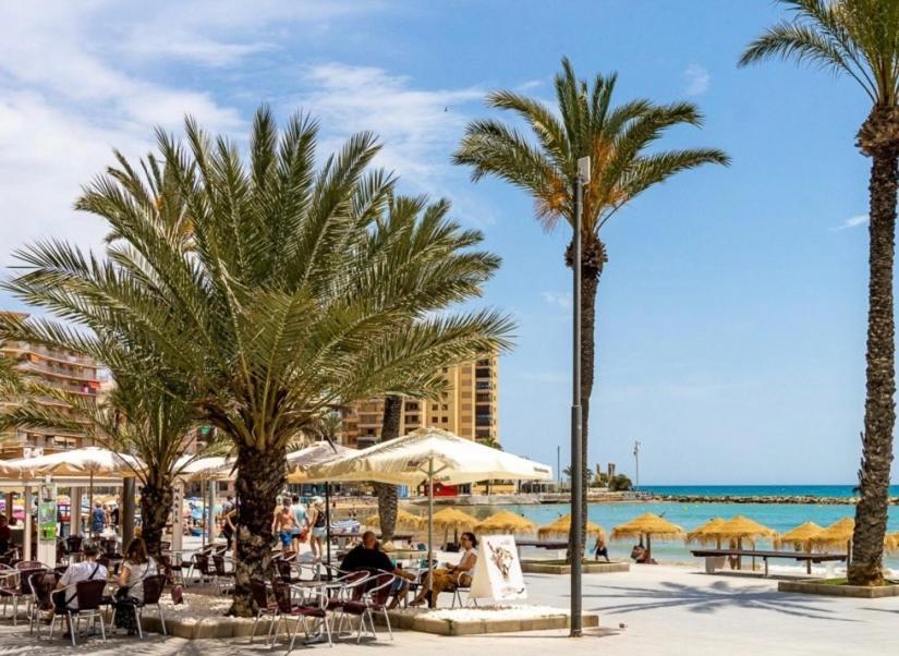 Beautiful Apartment Near Playa De Los Locos Torrevieja Ngoại thất bức ảnh