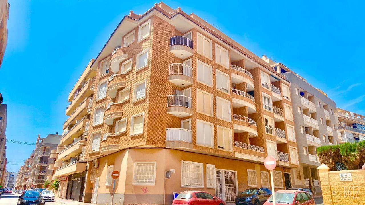 Beautiful Apartment Near Playa De Los Locos Torrevieja Ngoại thất bức ảnh
