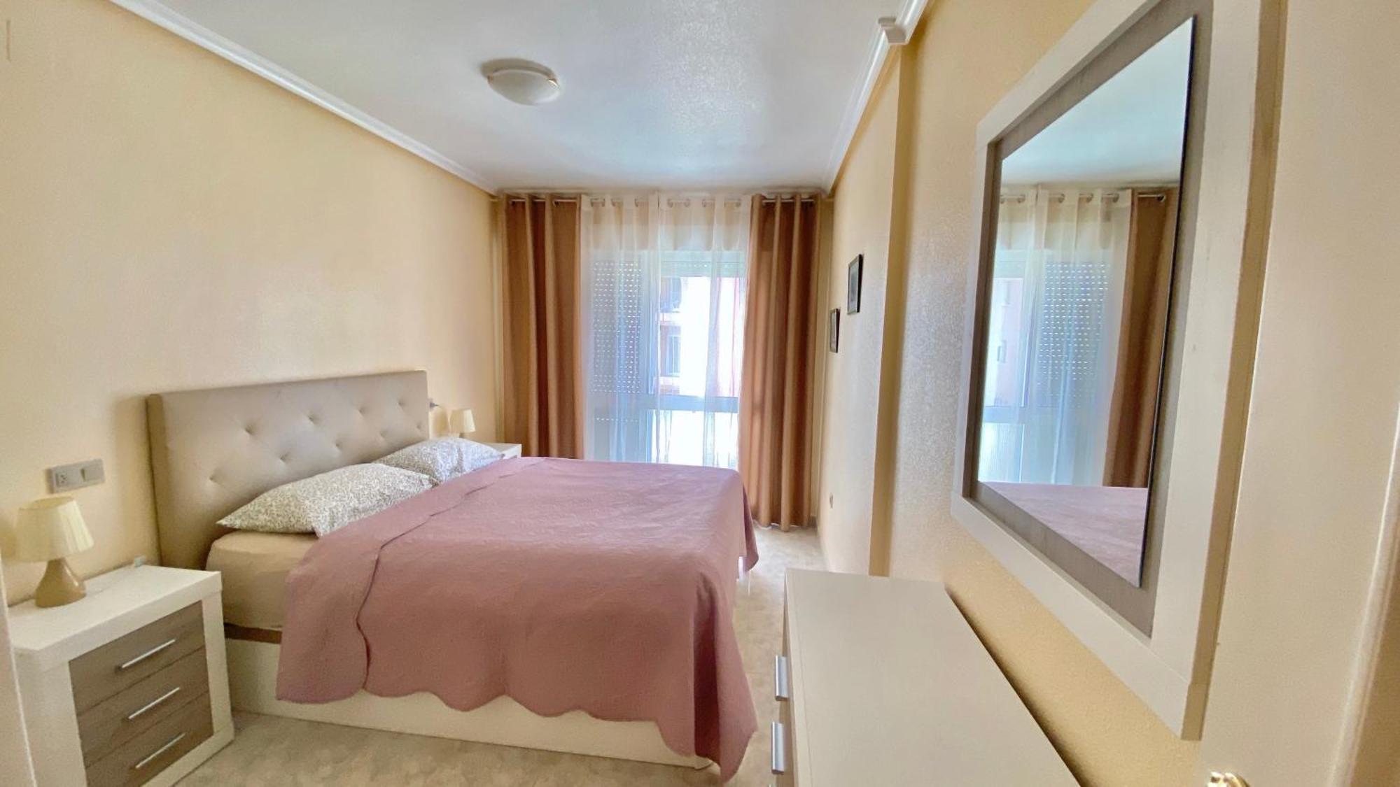 Beautiful Apartment Near Playa De Los Locos Torrevieja Ngoại thất bức ảnh
